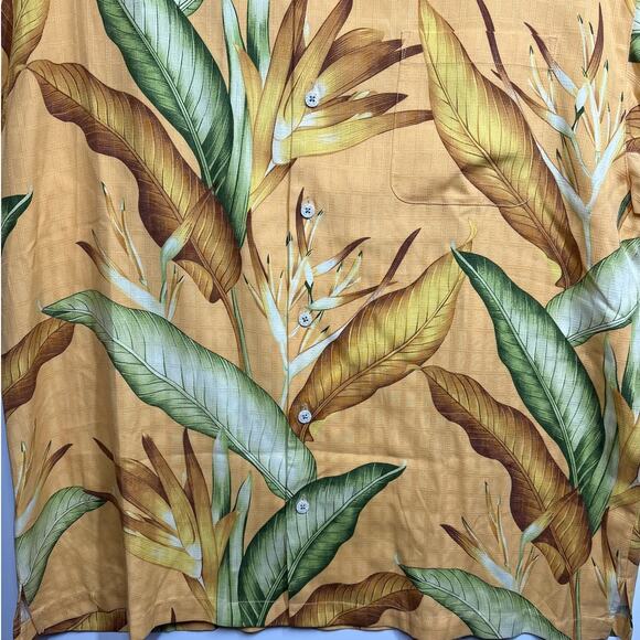 Tommy Bahama Melon Multi Bird of Paradise Print Silk Short Sleeve Camp Shirt XL - Picture 3 of 12